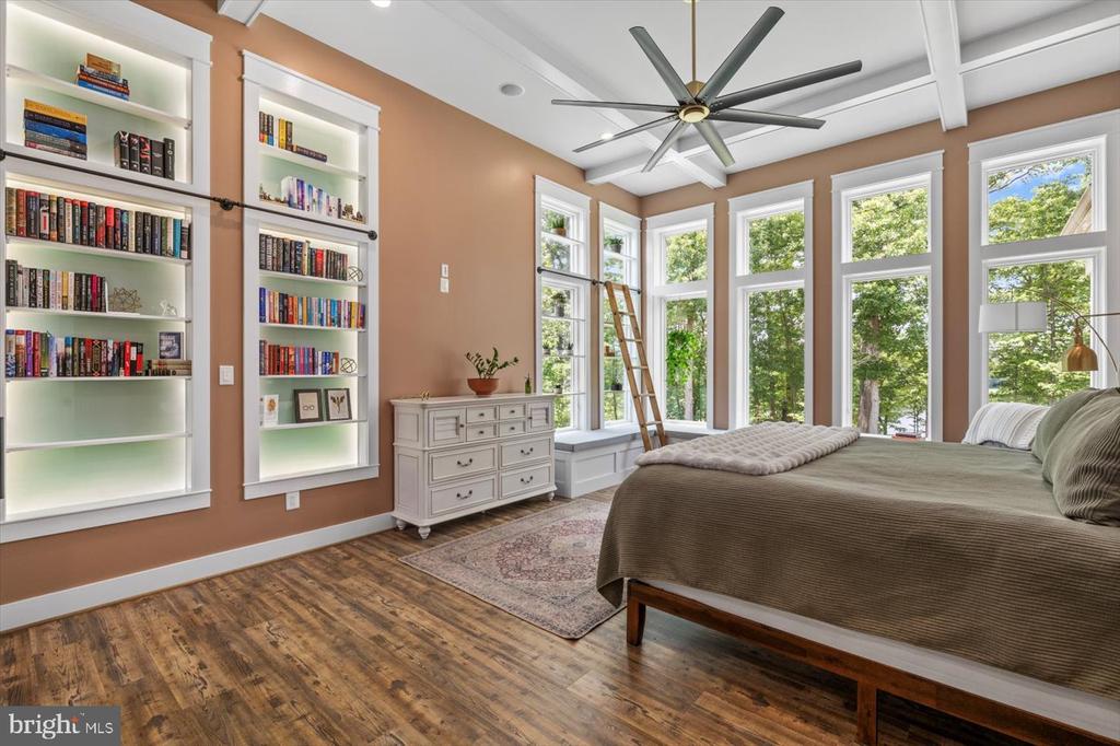 10815 DOWNTON AVE, SPOTSYLVANIA, Virginia 22553, 6 Bedrooms Bedrooms, ,4 BathroomsBathrooms,Residential,10815 DOWNTON AVE,VASP2033596 MLS # VASP2033596