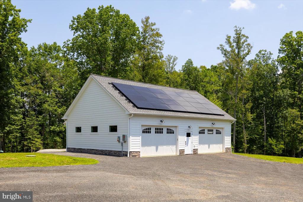 10815 DOWNTON AVE, SPOTSYLVANIA, Virginia 22553, 6 Bedrooms Bedrooms, ,4 BathroomsBathrooms,Residential,10815 DOWNTON AVE,VASP2033596 MLS # VASP2033596