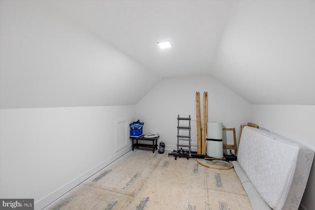 10815 DOWNTON AVE, SPOTSYLVANIA, Virginia 22553, 6 Bedrooms Bedrooms, ,4 BathroomsBathrooms,Residential,10815 DOWNTON AVE,VASP2033596 MLS # VASP2033596