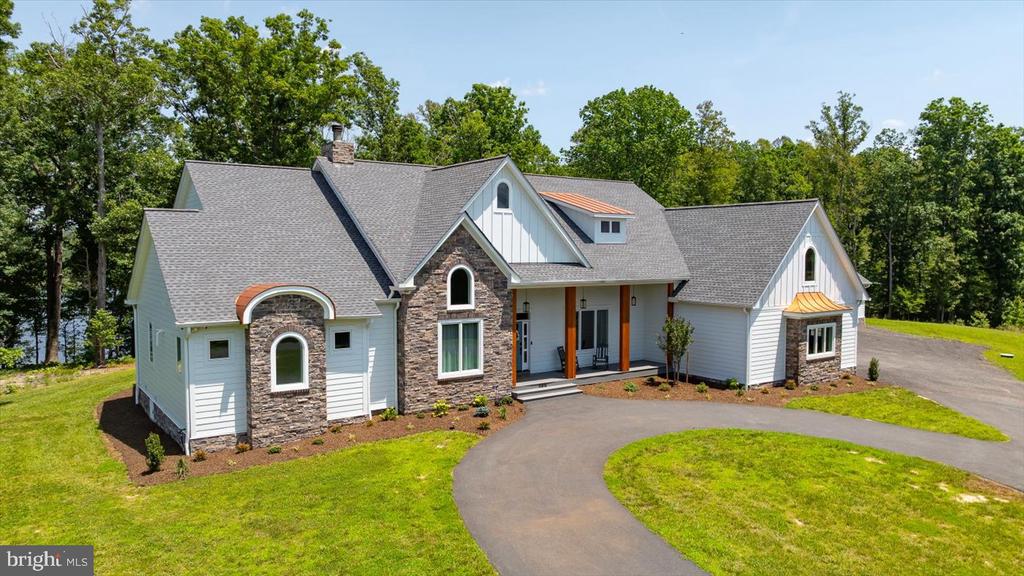10815 DOWNTON AVE, SPOTSYLVANIA, Virginia 22553, 6 Bedrooms Bedrooms, ,4 BathroomsBathrooms,Residential,10815 DOWNTON AVE,VASP2033596 MLS # VASP2033596