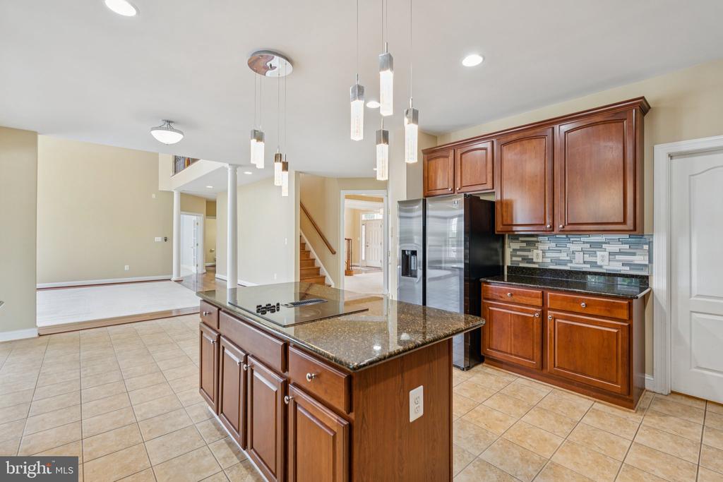 10300 POWDERHORN DR, SPOTSYLVANIA, Virginia 22553, 5 Bedrooms Bedrooms, ,3 BathroomsBathrooms,Residential,BRECKENRIDGE,10300 POWDERHORN DR,VASP2033818 MLS # VASP2033818