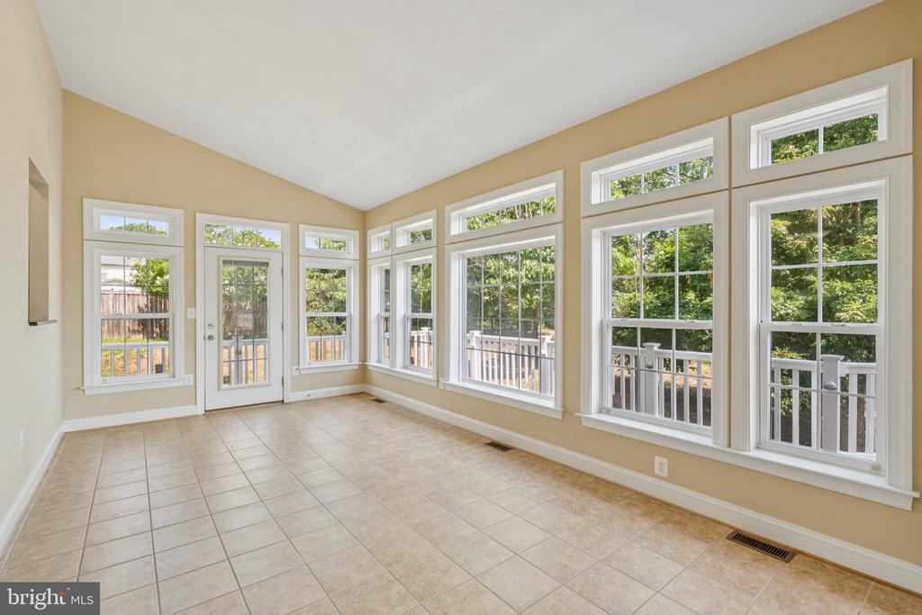 10300 POWDERHORN DR, SPOTSYLVANIA, Virginia 22553, 5 Bedrooms Bedrooms, ,3 BathroomsBathrooms,Residential,BRECKENRIDGE,10300 POWDERHORN DR,VASP2033818 MLS # VASP2033818