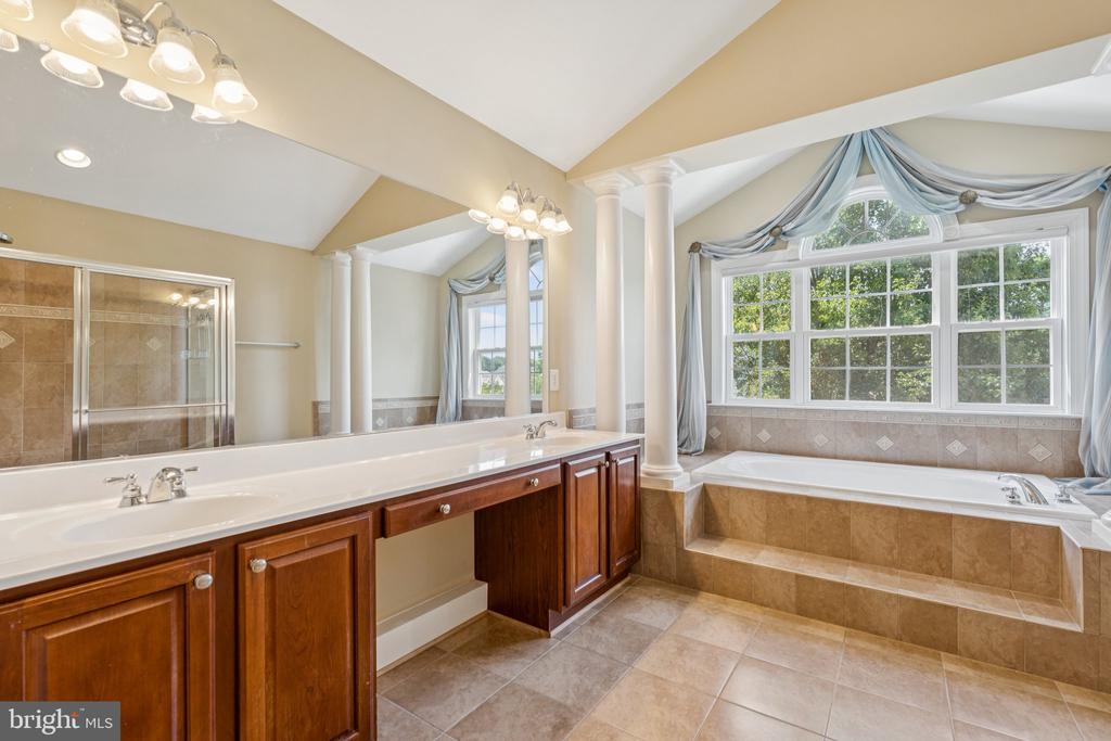 10300 POWDERHORN DR, SPOTSYLVANIA, Virginia 22553, 5 Bedrooms Bedrooms, ,3 BathroomsBathrooms,Residential,BRECKENRIDGE,10300 POWDERHORN DR,VASP2033818 MLS # VASP2033818
