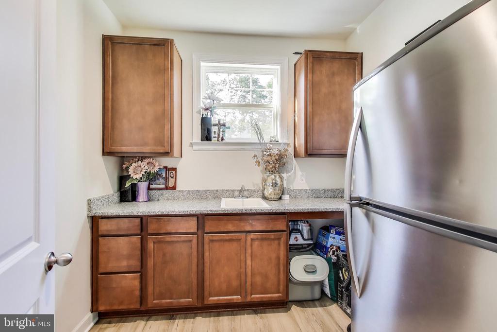 13001 WIPPLE CT, FREDERICKSBURG, Virginia 22407, 6 Bedrooms Bedrooms, ,6 BathroomsBathrooms,Residential,13001 WIPPLE CT,VASP2033910 MLS # VASP2033910