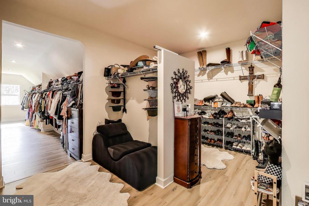 13001 WIPPLE CT, FREDERICKSBURG, Virginia 22407, 6 Bedrooms Bedrooms, ,6 BathroomsBathrooms,Residential,13001 WIPPLE CT,VASP2033910 MLS # VASP2033910