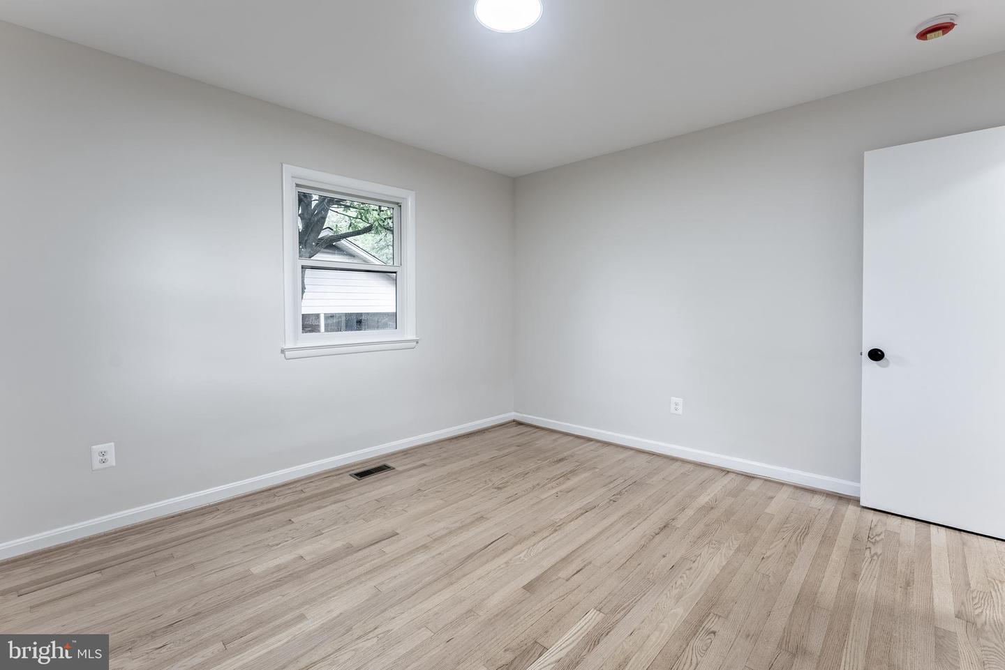 6420 SLEEPY RIDGE RD, FALLS CHURCH, Virginia 22042, 4 Bedrooms Bedrooms, ,3 BathroomsBathrooms,Residential,For sale,6420 SLEEPY RIDGE RD,VAFX2245134 MLS # VAFX2245134