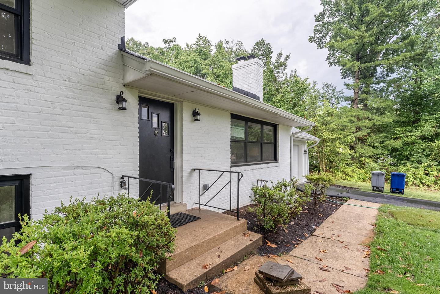 6420 SLEEPY RIDGE RD, FALLS CHURCH, Virginia 22042, 4 Bedrooms Bedrooms, ,3 BathroomsBathrooms,Residential,For sale,6420 SLEEPY RIDGE RD,VAFX2245134 MLS # VAFX2245134