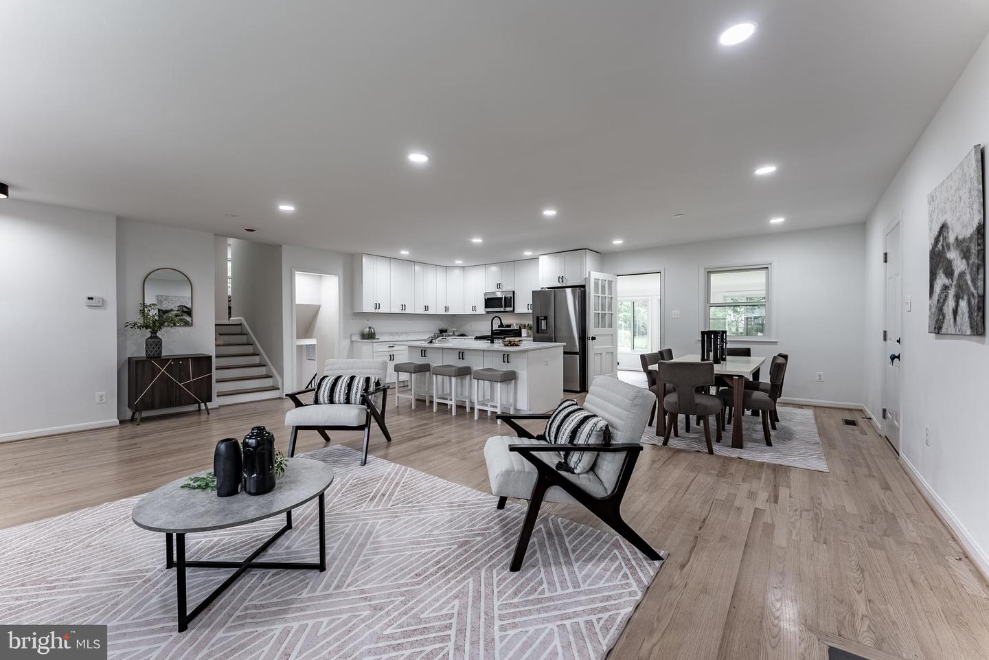 6420 SLEEPY RIDGE RD, FALLS CHURCH, Virginia 22042, 4 Bedrooms Bedrooms, ,3 BathroomsBathrooms,Residential,For sale,6420 SLEEPY RIDGE RD,VAFX2245134 MLS # VAFX2245134