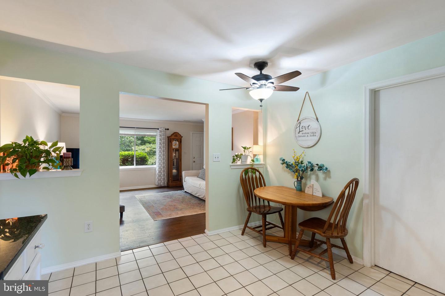 7401 LITTLE CT, WARRENTON, Virginia 20187, 4 Bedrooms Bedrooms, ,2 BathroomsBathrooms,Residential,For sale,7401 LITTLE CT,VAFQ2016920 MLS # VAFQ2016920