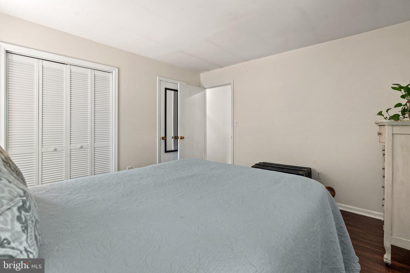 7401 LITTLE CT, WARRENTON, Virginia 20187, 4 Bedrooms Bedrooms, ,2 BathroomsBathrooms,Residential,For sale,7401 LITTLE CT,VAFQ2016920 MLS # VAFQ2016920