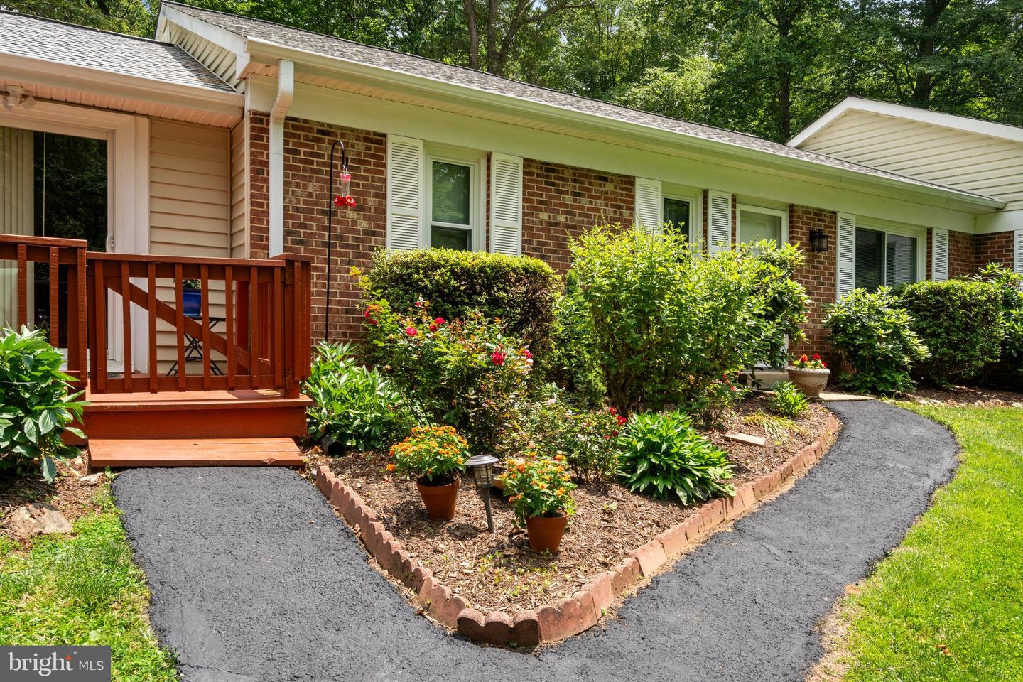 7401 LITTLE CT, WARRENTON, Virginia 20187, 4 Bedrooms Bedrooms, ,2 BathroomsBathrooms,Residential,For sale,7401 LITTLE CT,VAFQ2016920 MLS # VAFQ2016920