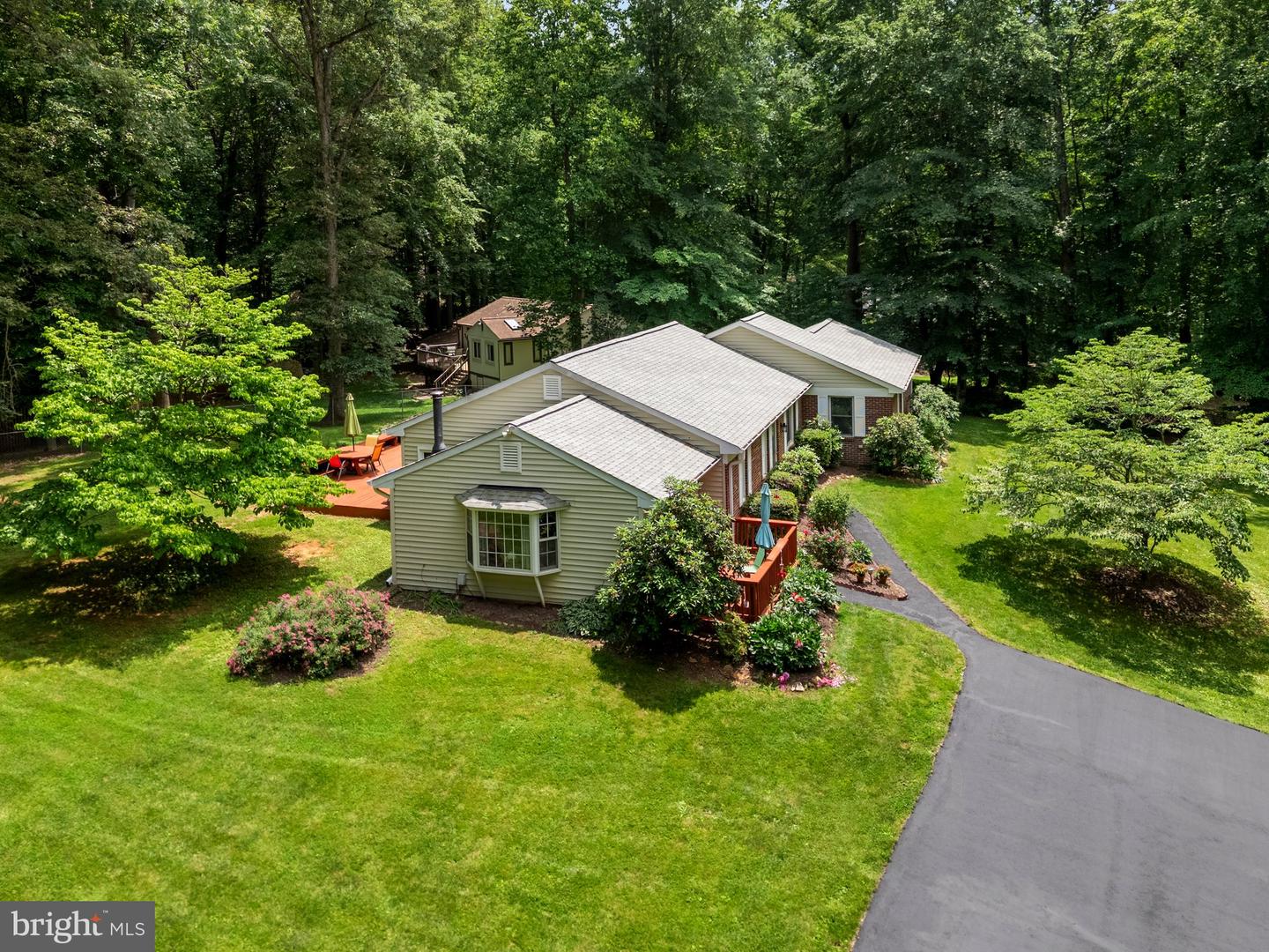 7401 LITTLE CT, WARRENTON, Virginia 20187, 4 Bedrooms Bedrooms, ,2 BathroomsBathrooms,Residential,For sale,7401 LITTLE CT,VAFQ2016920 MLS # VAFQ2016920