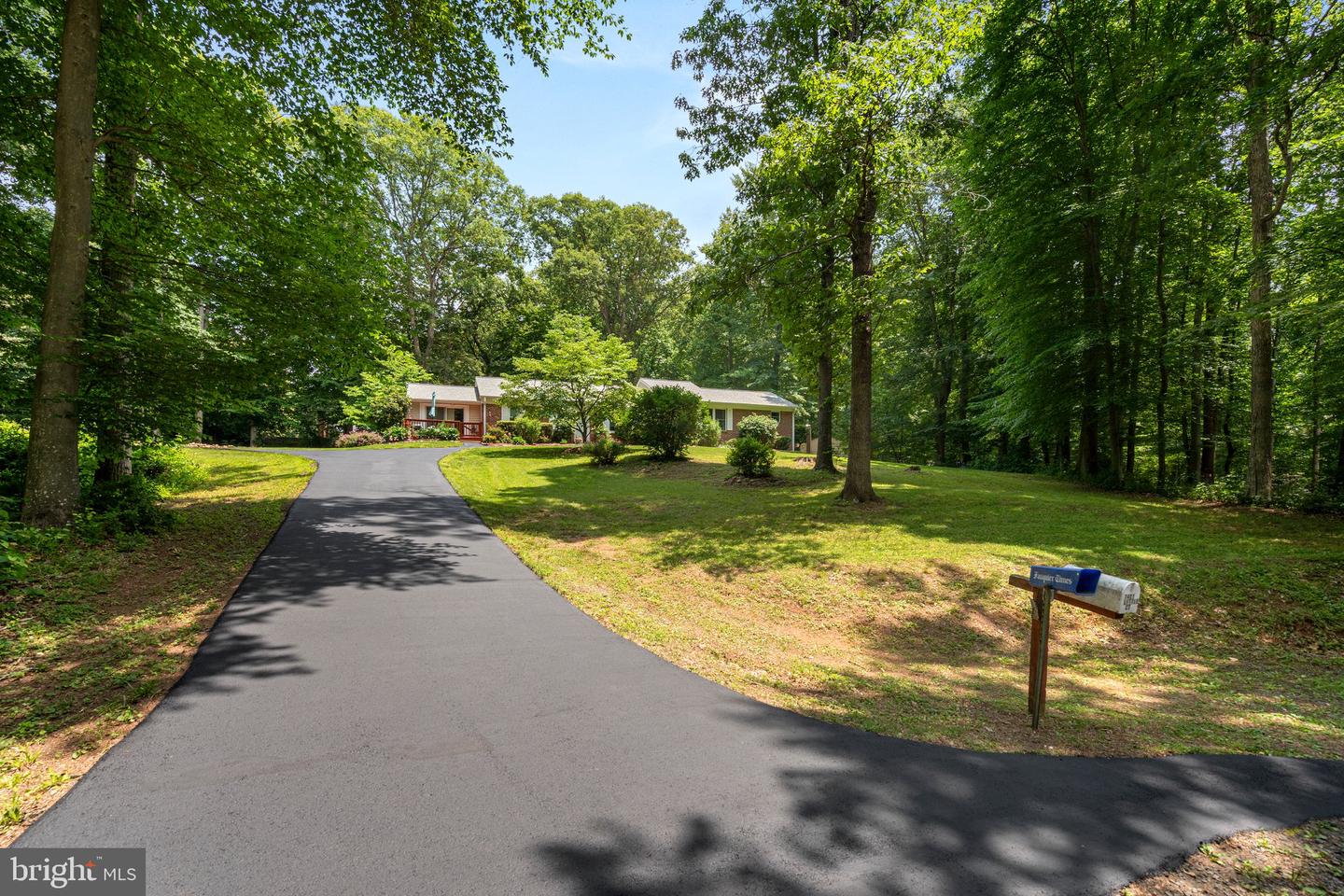 7401 LITTLE CT, WARRENTON, Virginia 20187, 4 Bedrooms Bedrooms, ,2 BathroomsBathrooms,Residential,For sale,7401 LITTLE CT,VAFQ2016920 MLS # VAFQ2016920