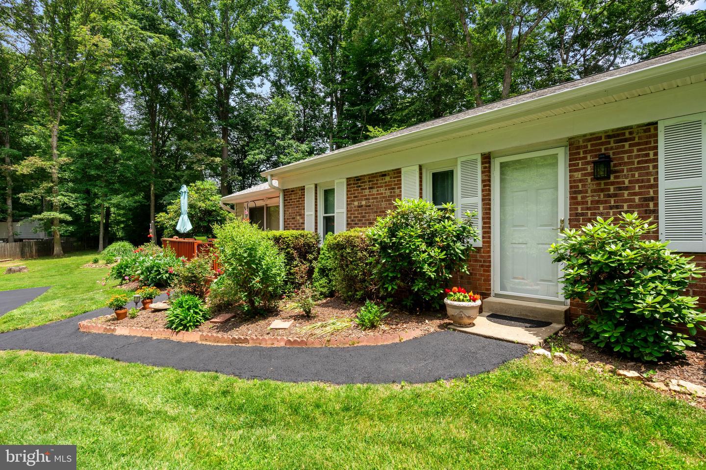 7401 LITTLE CT, WARRENTON, Virginia 20187, 4 Bedrooms Bedrooms, ,2 BathroomsBathrooms,Residential,For sale,7401 LITTLE CT,VAFQ2016920 MLS # VAFQ2016920