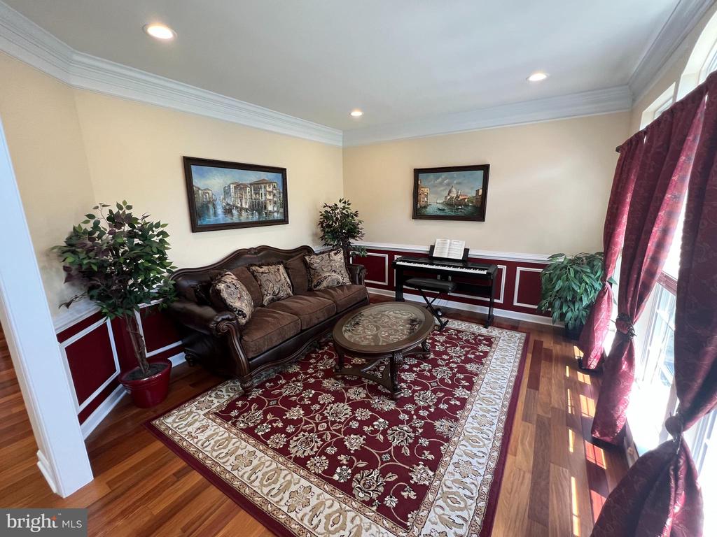 9404 DUNEDIN CT, FREDERICKSBURG, Virginia 22407, 6 Bedrooms Bedrooms, ,6 BathroomsBathrooms,Residential,9404 DUNEDIN CT,VASP2034088 MLS # VASP2034088