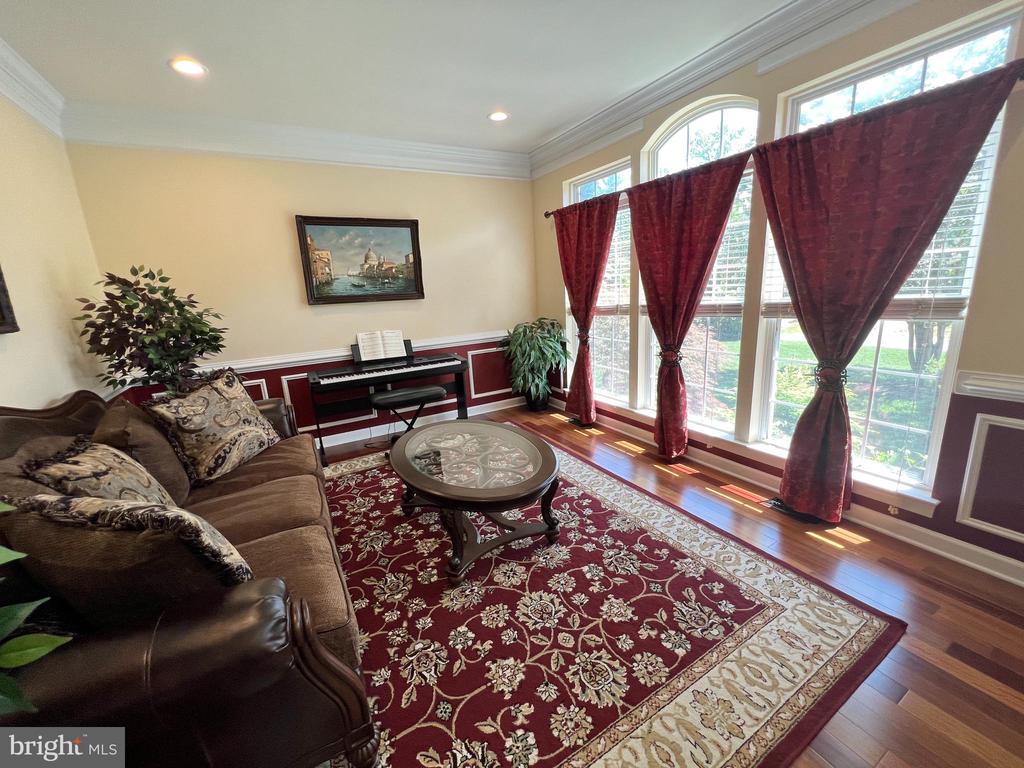 9404 DUNEDIN CT, FREDERICKSBURG, Virginia 22407, 6 Bedrooms Bedrooms, ,6 BathroomsBathrooms,Residential,9404 DUNEDIN CT,VASP2034088 MLS # VASP2034088