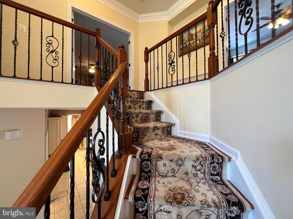 9404 DUNEDIN CT, FREDERICKSBURG, Virginia 22407, 6 Bedrooms Bedrooms, ,6 BathroomsBathrooms,Residential,9404 DUNEDIN CT,VASP2034088 MLS # VASP2034088