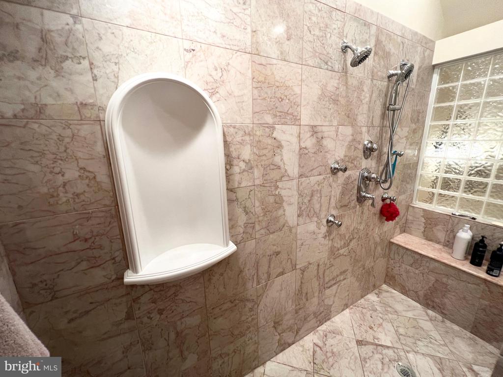 9404 DUNEDIN CT, FREDERICKSBURG, Virginia 22407, 6 Bedrooms Bedrooms, ,6 BathroomsBathrooms,Residential,9404 DUNEDIN CT,VASP2034088 MLS # VASP2034088