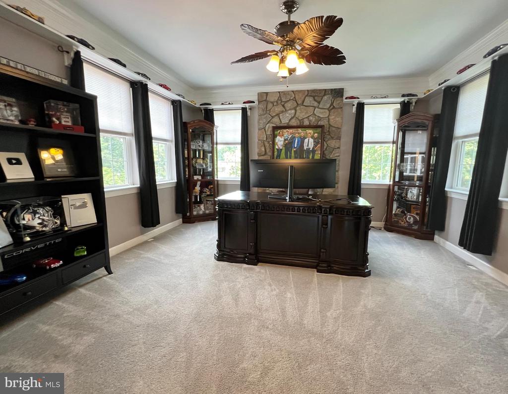 9404 DUNEDIN CT, FREDERICKSBURG, Virginia 22407, 6 Bedrooms Bedrooms, ,6 BathroomsBathrooms,Residential,9404 DUNEDIN CT,VASP2034088 MLS # VASP2034088