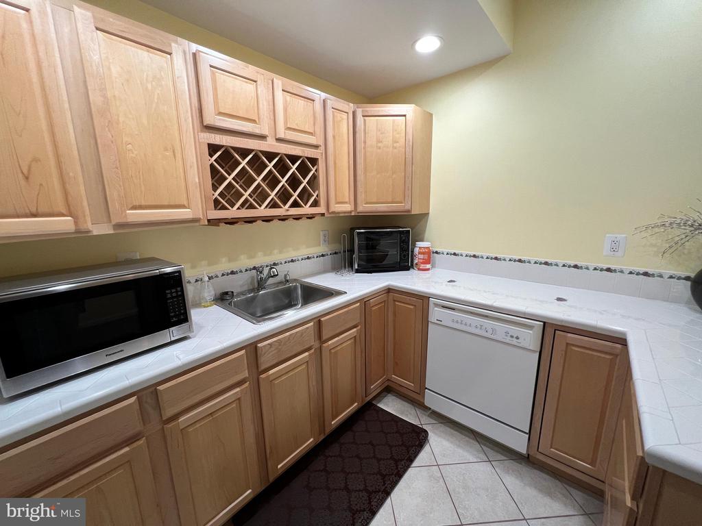 9404 DUNEDIN CT, FREDERICKSBURG, Virginia 22407, 6 Bedrooms Bedrooms, ,6 BathroomsBathrooms,Residential,9404 DUNEDIN CT,VASP2034088 MLS # VASP2034088
