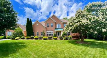 9404 DUNEDIN CT, FREDERICKSBURG, Virginia 22407, 6 Bedrooms Bedrooms, ,6 BathroomsBathrooms,Residential,9404 DUNEDIN CT,VASP2034088 MLS # VASP2034088