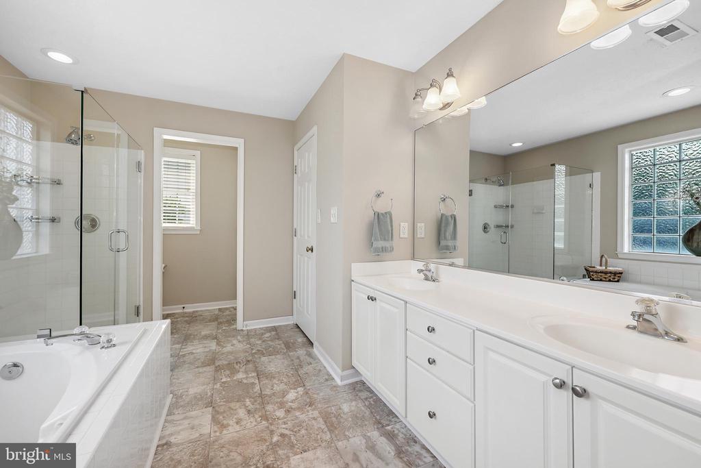 2808 OCONNOR CT, FREDERICKSBURG, Virginia 22408, 4 Bedrooms Bedrooms, ,3 BathroomsBathrooms,Residential,2808 OCONNOR CT,VASP2034022 MLS # VASP2034022