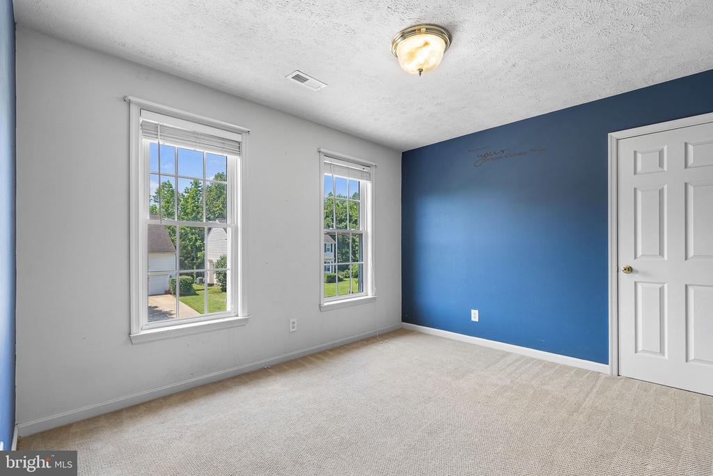 2703 SCHUMANN ST, FREDERICKSBURG, Virginia 22408, 5 Bedrooms Bedrooms, ,3 BathroomsBathrooms,Residential,2703 SCHUMANN ST,VASP2034230 MLS # VASP2034230