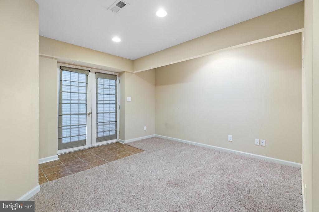 2703 SCHUMANN ST, FREDERICKSBURG, Virginia 22408, 5 Bedrooms Bedrooms, ,3 BathroomsBathrooms,Residential,2703 SCHUMANN ST,VASP2034230 MLS # VASP2034230