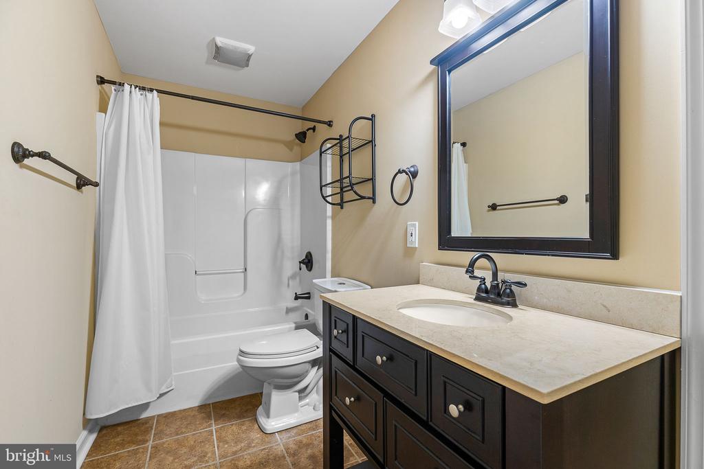 2703 SCHUMANN ST, FREDERICKSBURG, Virginia 22408, 5 Bedrooms Bedrooms, ,3 BathroomsBathrooms,Residential,2703 SCHUMANN ST,VASP2034230 MLS # VASP2034230