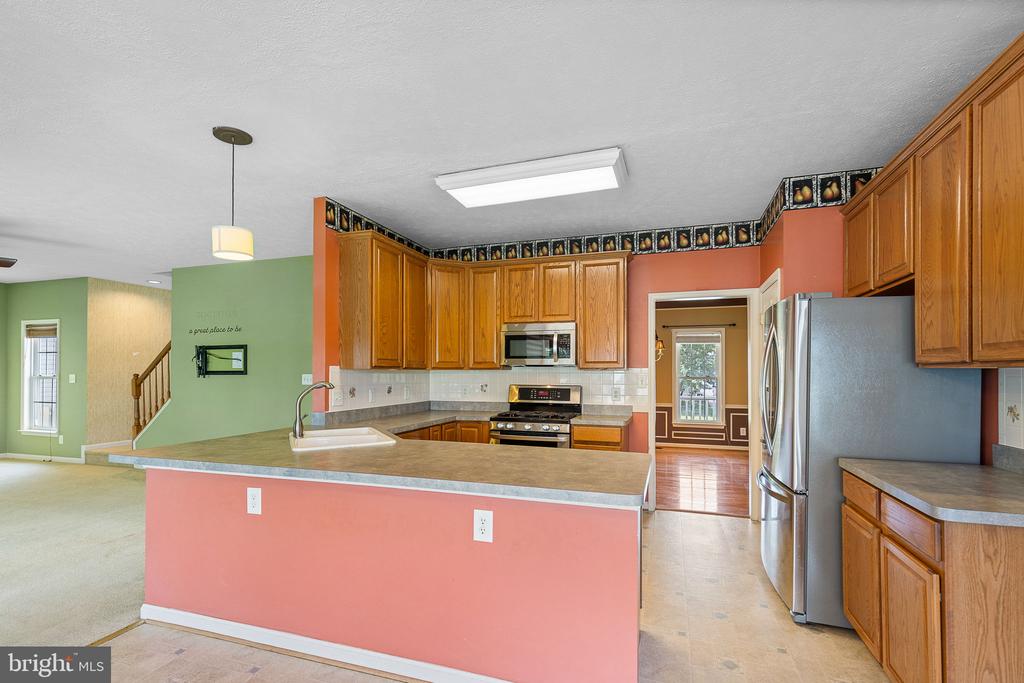 2703 SCHUMANN ST, FREDERICKSBURG, Virginia 22408, 5 Bedrooms Bedrooms, ,3 BathroomsBathrooms,Residential,2703 SCHUMANN ST,VASP2034230 MLS # VASP2034230
