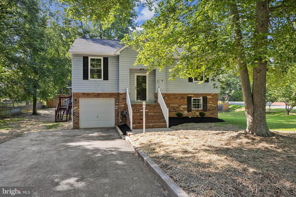 10716 CRESTWOOD DR, SPOTSYLVANIA, Virginia 22553, 3 Bedrooms Bedrooms, ,2 BathroomsBathrooms,Residential,10716 CRESTWOOD DR,VASP2034242 MLS # VASP2034242