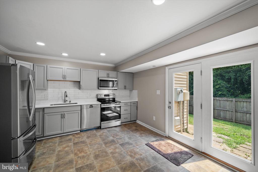 5242 MAGNOLIA PL, FREDERICKSBURG, Virginia 22407, 3 Bedrooms Bedrooms, ,1 BathroomBathrooms,Residential,BREEZEWOOD,5242 MAGNOLIA PL,VASP2034290 MLS # VASP2034290