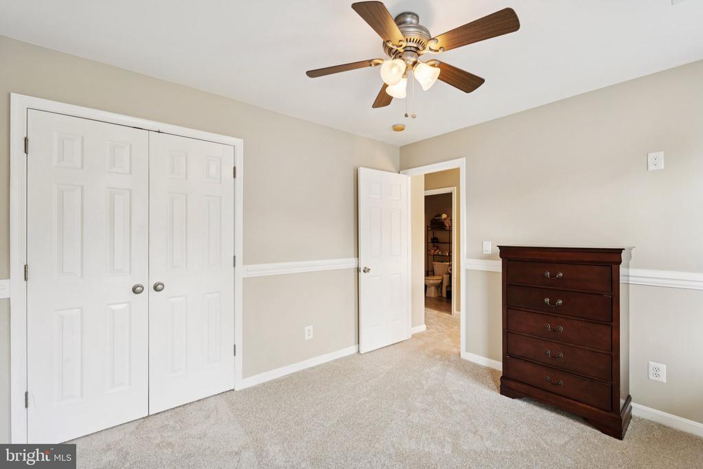 9310 TIMBERLAKE RD, FREDERICKSBURG, Virginia 22408, 3 Bedrooms Bedrooms, ,3 BathroomsBathrooms,Residential,9310 TIMBERLAKE RD,VASP2034300 MLS # VASP2034300