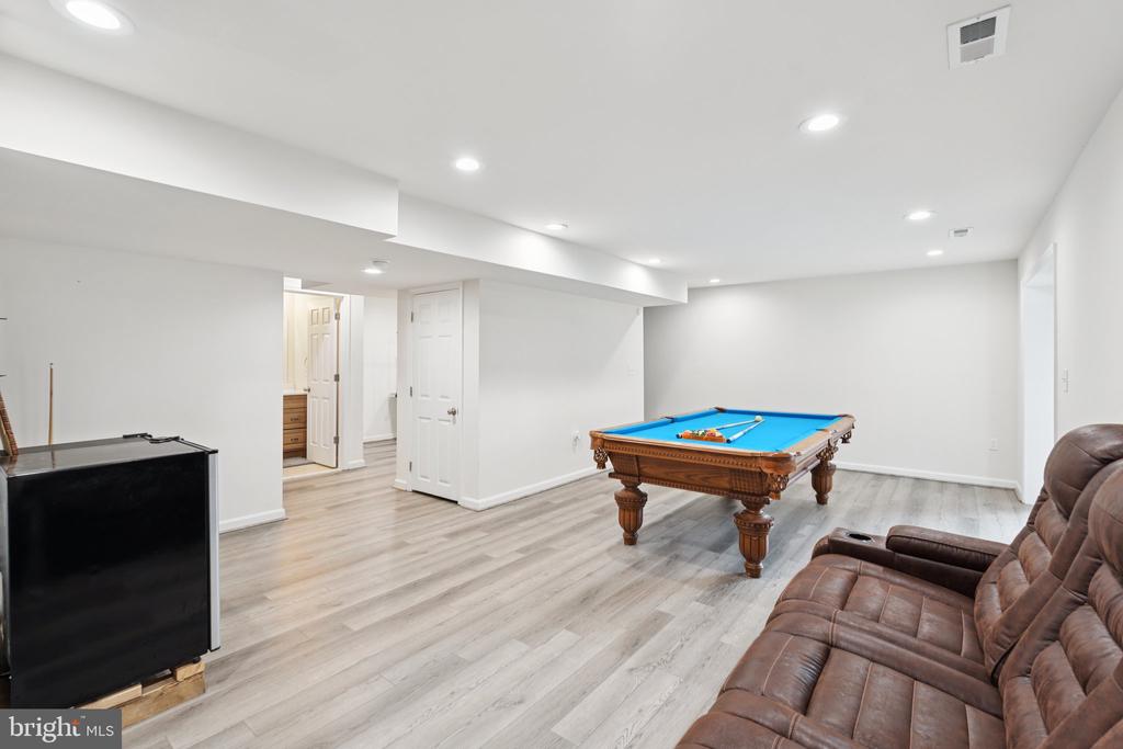 9310 TIMBERLAKE RD, FREDERICKSBURG, Virginia 22408, 3 Bedrooms Bedrooms, ,3 BathroomsBathrooms,Residential,9310 TIMBERLAKE RD,VASP2034300 MLS # VASP2034300