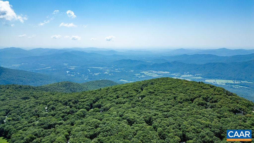 803 LAURELWOOD CONDOS, WINTERGREEN RESORT, Virginia 22967, 2 Bedrooms Bedrooms, ,2 BathroomsBathrooms,Residential,803 LAURELWOOD CONDOS,666168 MLS # 666168