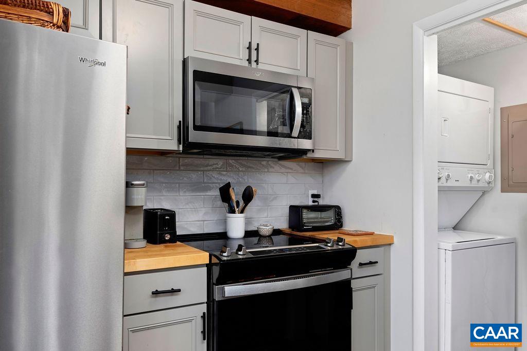 803 LAURELWOOD CONDOS, WINTERGREEN RESORT, Virginia 22967, 2 Bedrooms Bedrooms, ,2 BathroomsBathrooms,Residential,803 LAURELWOOD CONDOS,666168 MLS # 666168