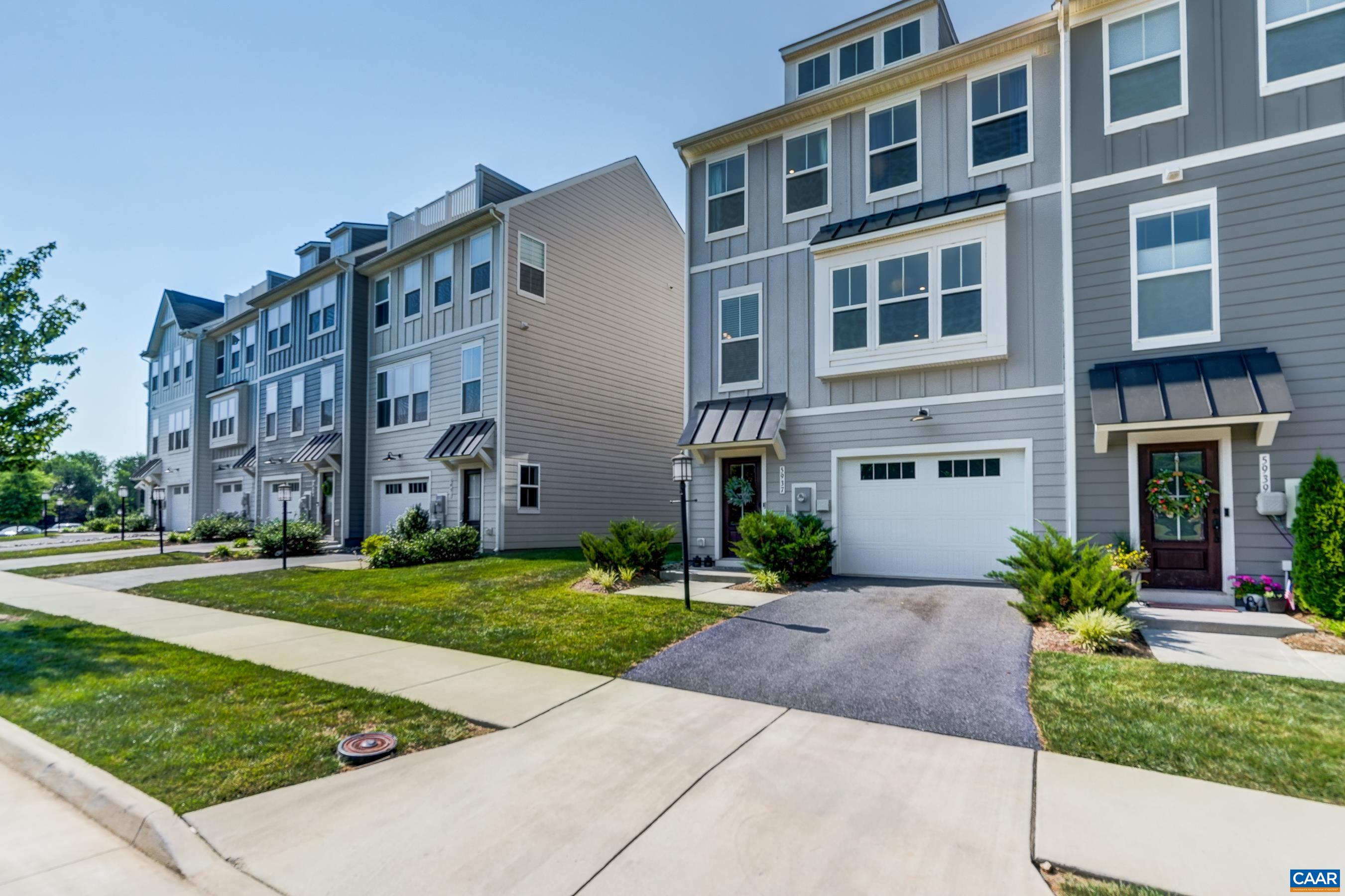 5937 MCCOMB ST, CROZET, Virginia 22932, 3 Bedrooms Bedrooms, ,3 BathroomsBathrooms,Residential,5937 MCCOMB ST,666225 MLS # 666225