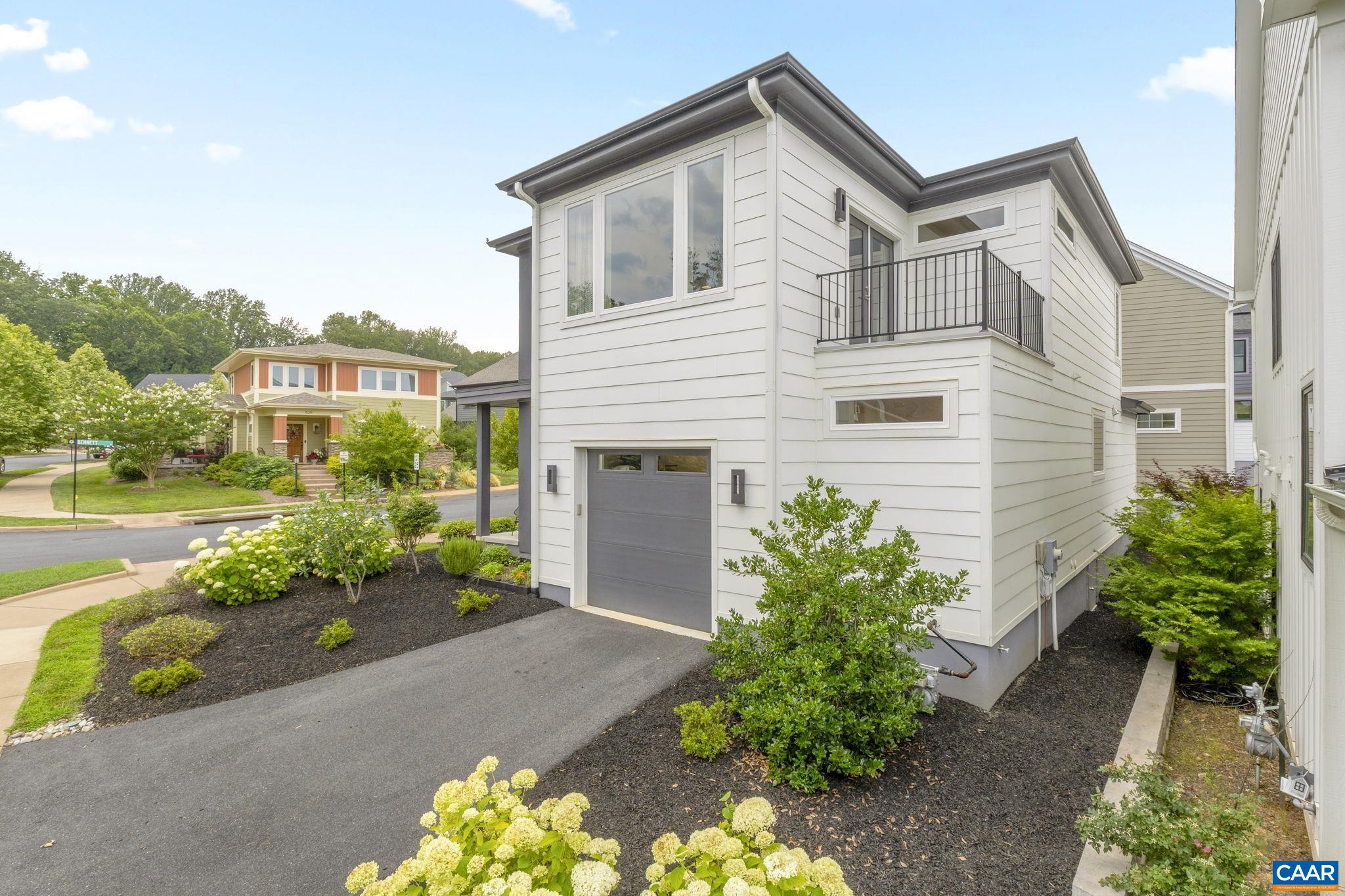 532 BENNETT ST, CHARLOTTESVILLE, Virginia 22901, 3 Bedrooms Bedrooms, ,3 BathroomsBathrooms,Residential,532 BENNETT ST,666248 MLS # 666248