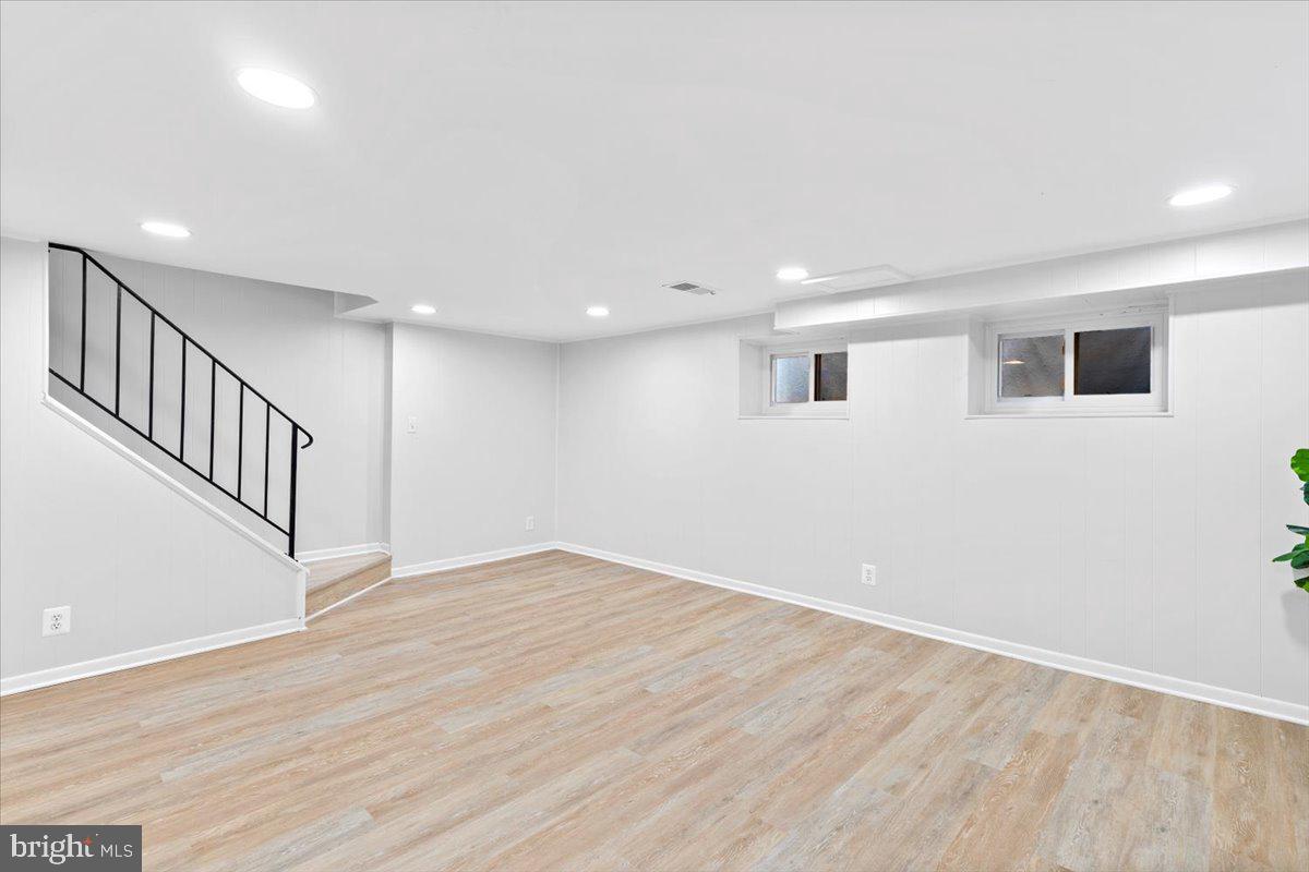 4519 34TH ST S, ARLINGTON, Virginia 22206, 2 Bedrooms Bedrooms, ,3 BathroomsBathrooms,Residential,For sale,4519 34TH ST S,VAAR2059020 MLS # VAAR2059020
