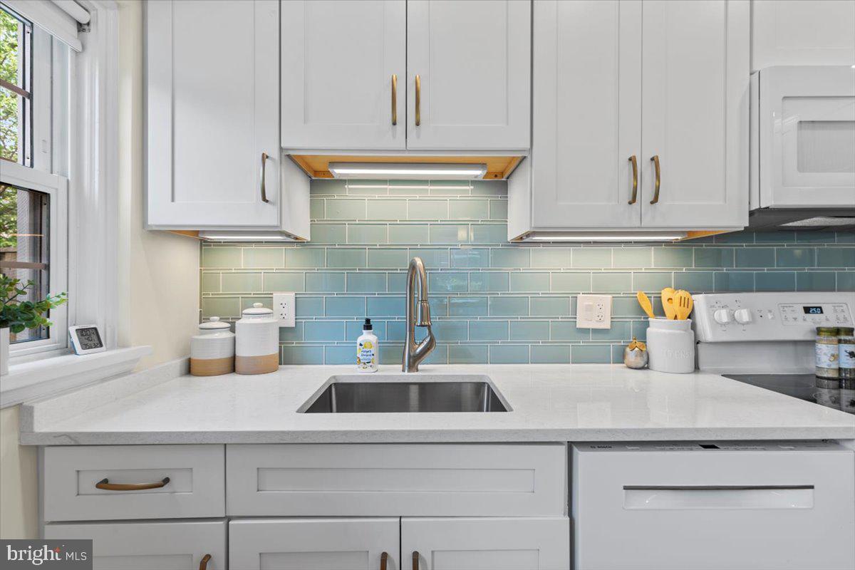 4519 34TH ST S, ARLINGTON, Virginia 22206, 2 Bedrooms Bedrooms, ,3 BathroomsBathrooms,Residential,For sale,4519 34TH ST S,VAAR2059020 MLS # VAAR2059020