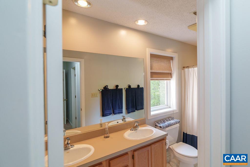 17 TRILLIUM CLOSE, WINTERGREEN RESORT, Virginia 22967, 4 Bedrooms Bedrooms, ,4 BathroomsBathrooms,Residential,17 TRILLIUM CLOSE,666252 MLS # 666252