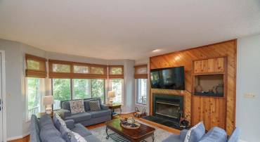 17 TRILLIUM CLOSE, WINTERGREEN RESORT, Virginia 22967, 4 Bedrooms Bedrooms, ,4 BathroomsBathrooms,Residential,17 TRILLIUM CLOSE,666252 MLS # 666252