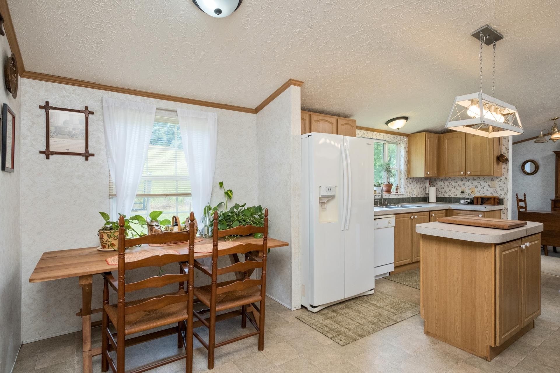 554 HARRIS COVE LN, ELKTON, Virginia 22827, 3 Bedrooms Bedrooms, ,2 BathroomsBathrooms,Residential,554 HARRIS COVE LN,666253 MLS # 666253