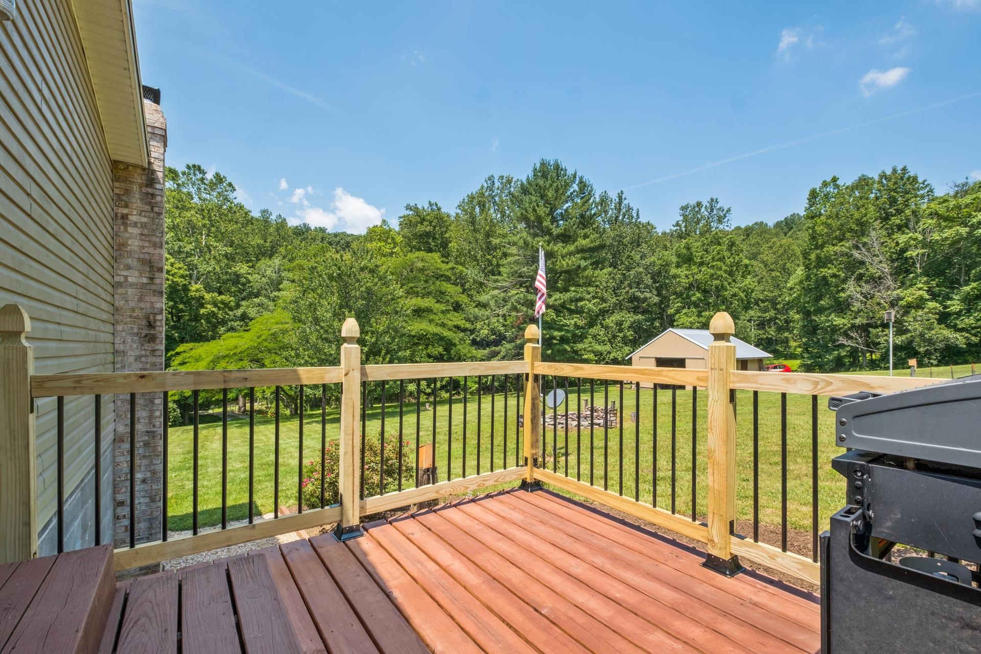 554 HARRIS COVE LN, ELKTON, Virginia 22827, 3 Bedrooms Bedrooms, ,2 BathroomsBathrooms,Residential,554 HARRIS COVE LN,666253 MLS # 666253