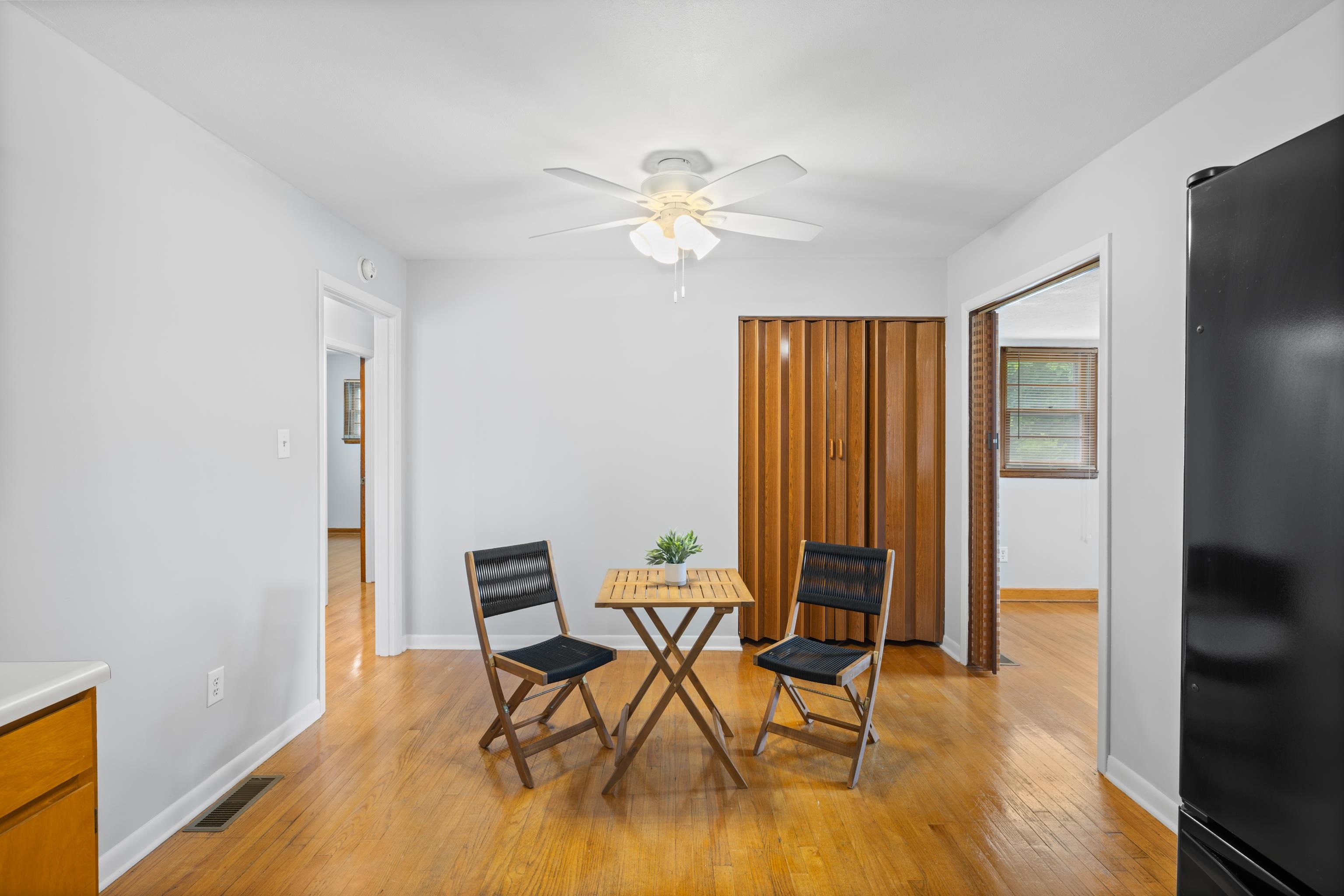 2403 BARE ST, STAUNTON, Virginia 24401, 3 Bedrooms Bedrooms, ,1 BathroomBathrooms,Residential,2403 BARE ST,666255 MLS # 666255
