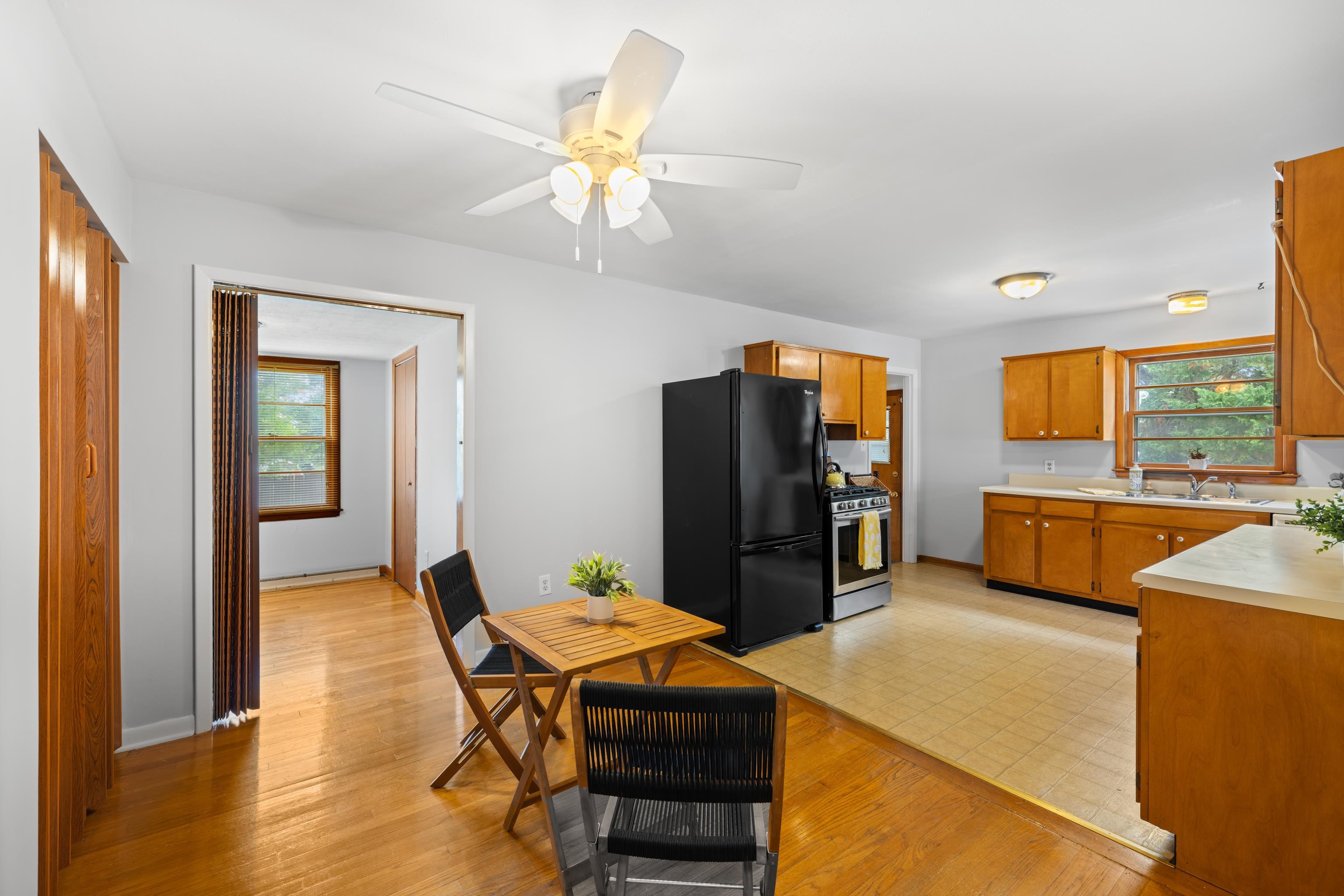 2403 BARE ST, STAUNTON, Virginia 24401, 3 Bedrooms Bedrooms, ,1 BathroomBathrooms,Residential,2403 BARE ST,666255 MLS # 666255