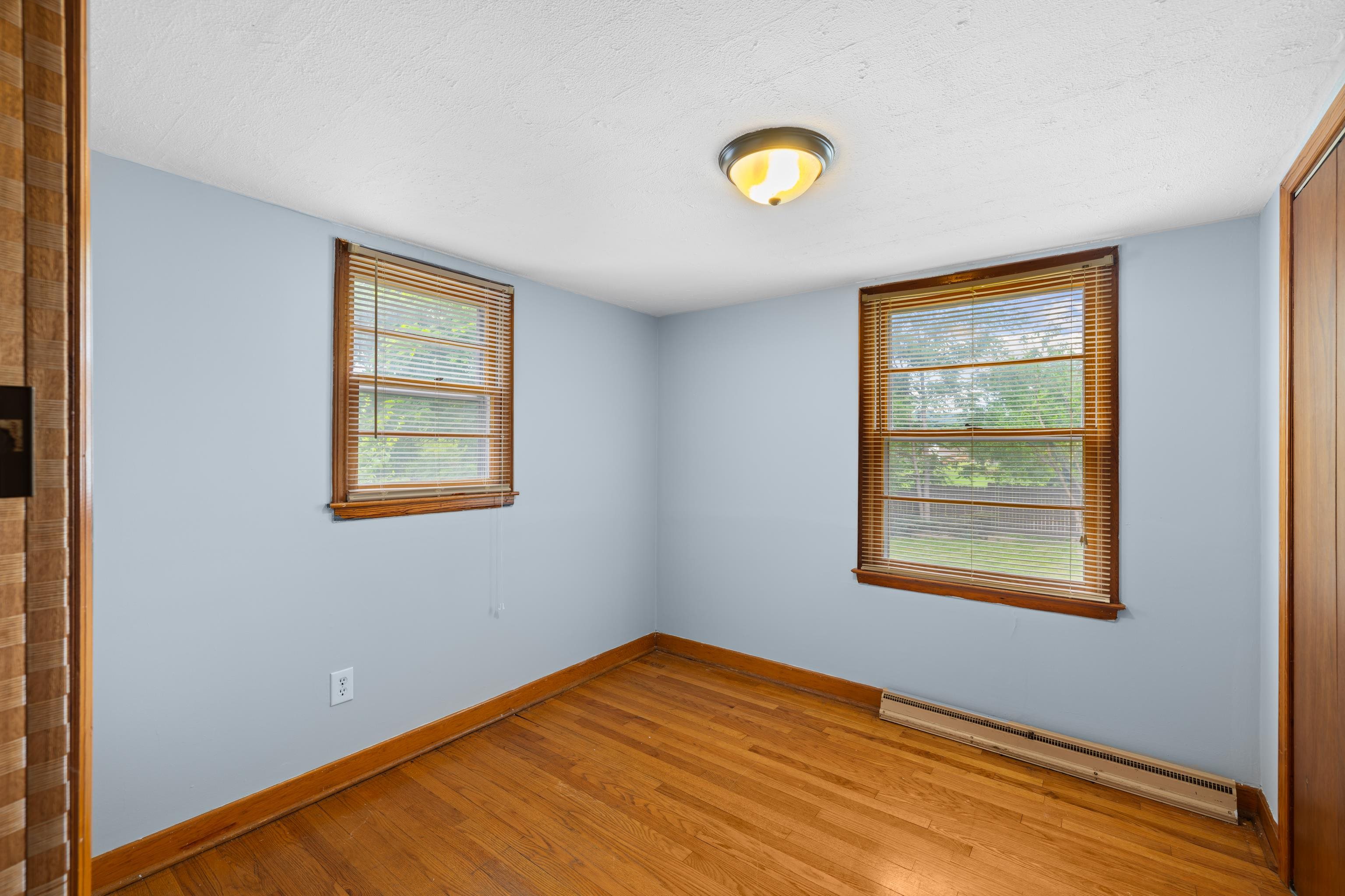 2403 BARE ST, STAUNTON, Virginia 24401, 3 Bedrooms Bedrooms, ,1 BathroomBathrooms,Residential,2403 BARE ST,666255 MLS # 666255