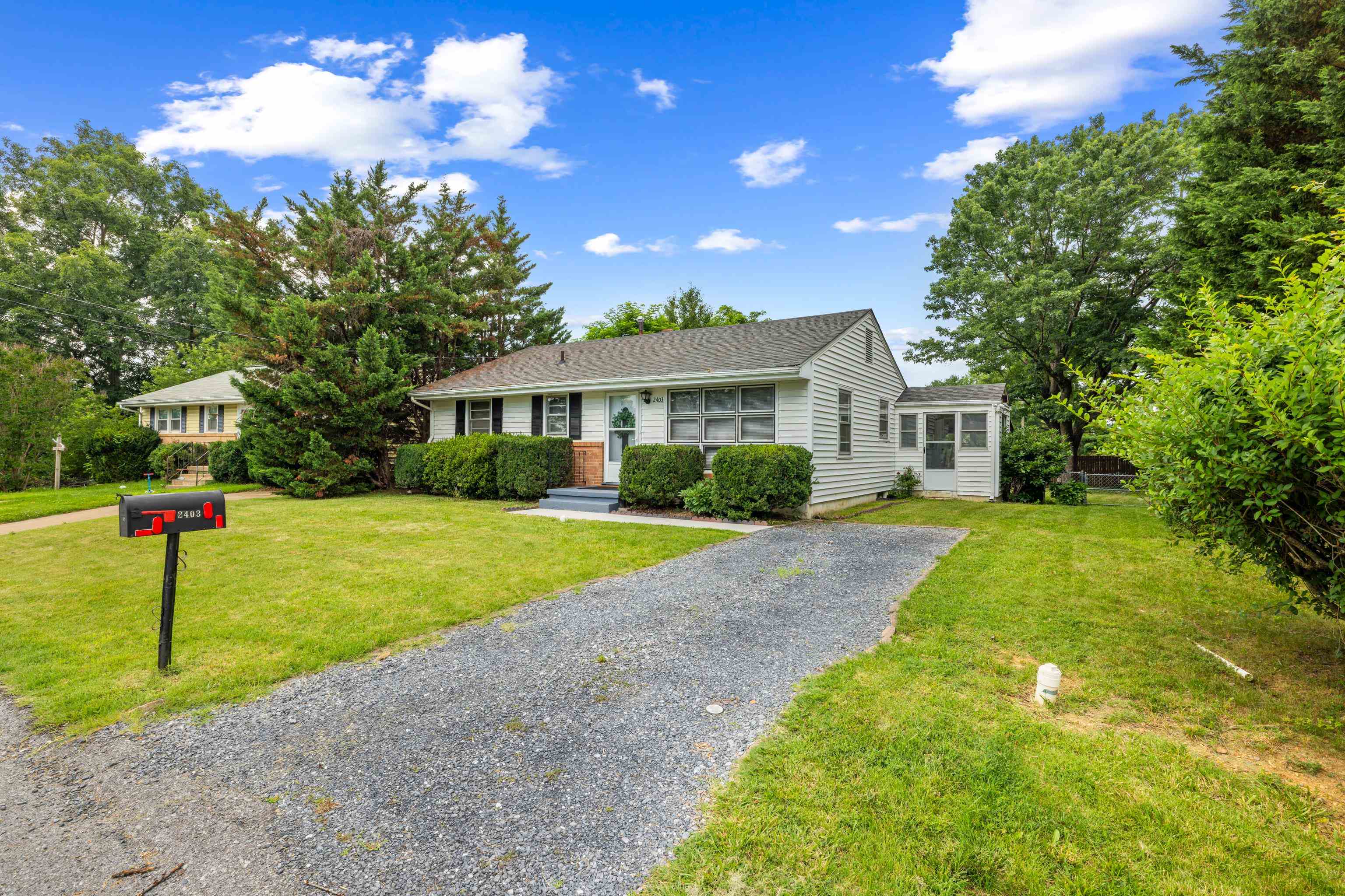 2403 BARE ST, STAUNTON, Virginia 24401, 3 Bedrooms Bedrooms, ,1 BathroomBathrooms,Residential,2403 BARE ST,666255 MLS # 666255