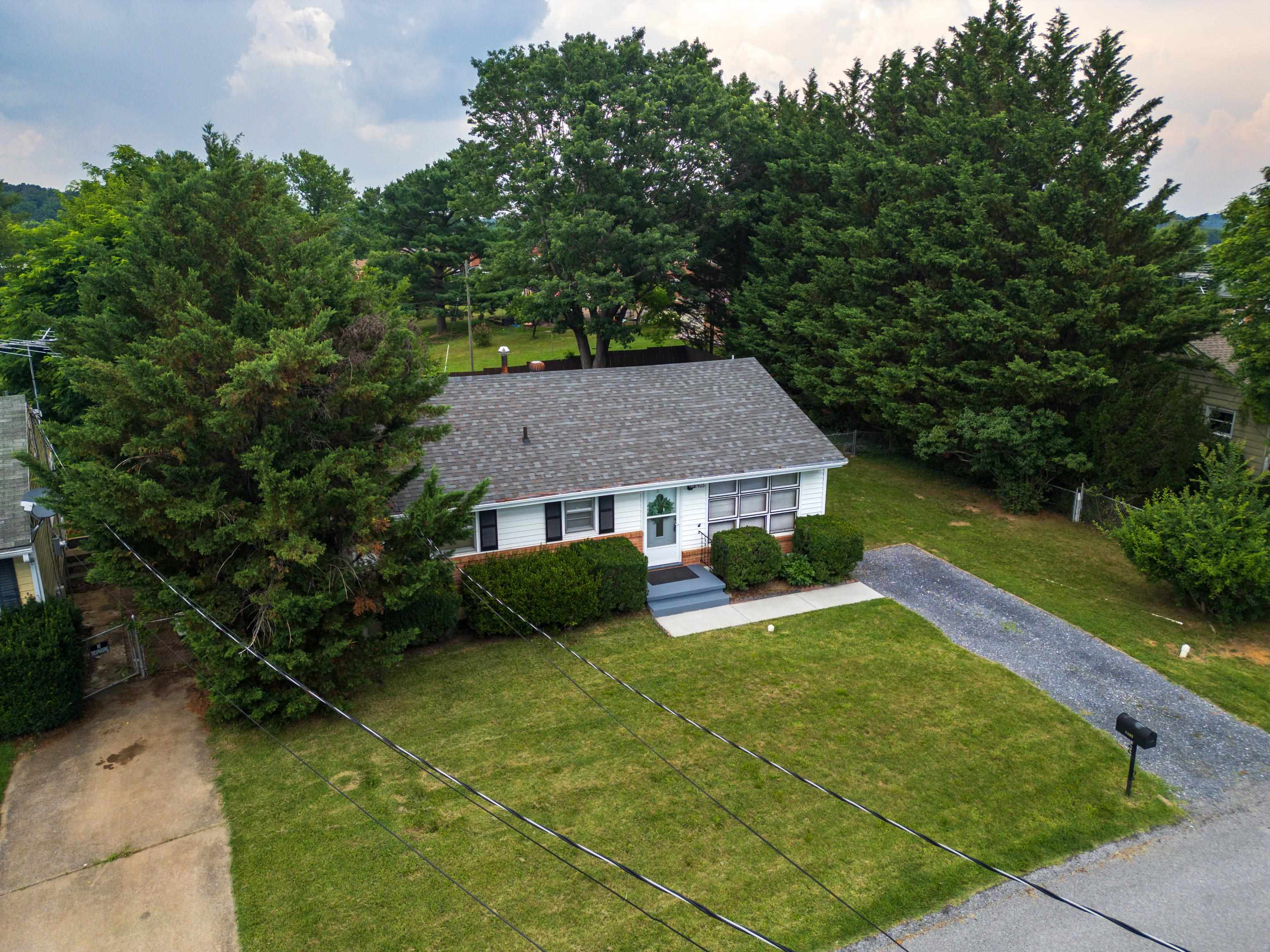 2403 BARE ST, STAUNTON, Virginia 24401, 3 Bedrooms Bedrooms, ,1 BathroomBathrooms,Residential,2403 BARE ST,666255 MLS # 666255