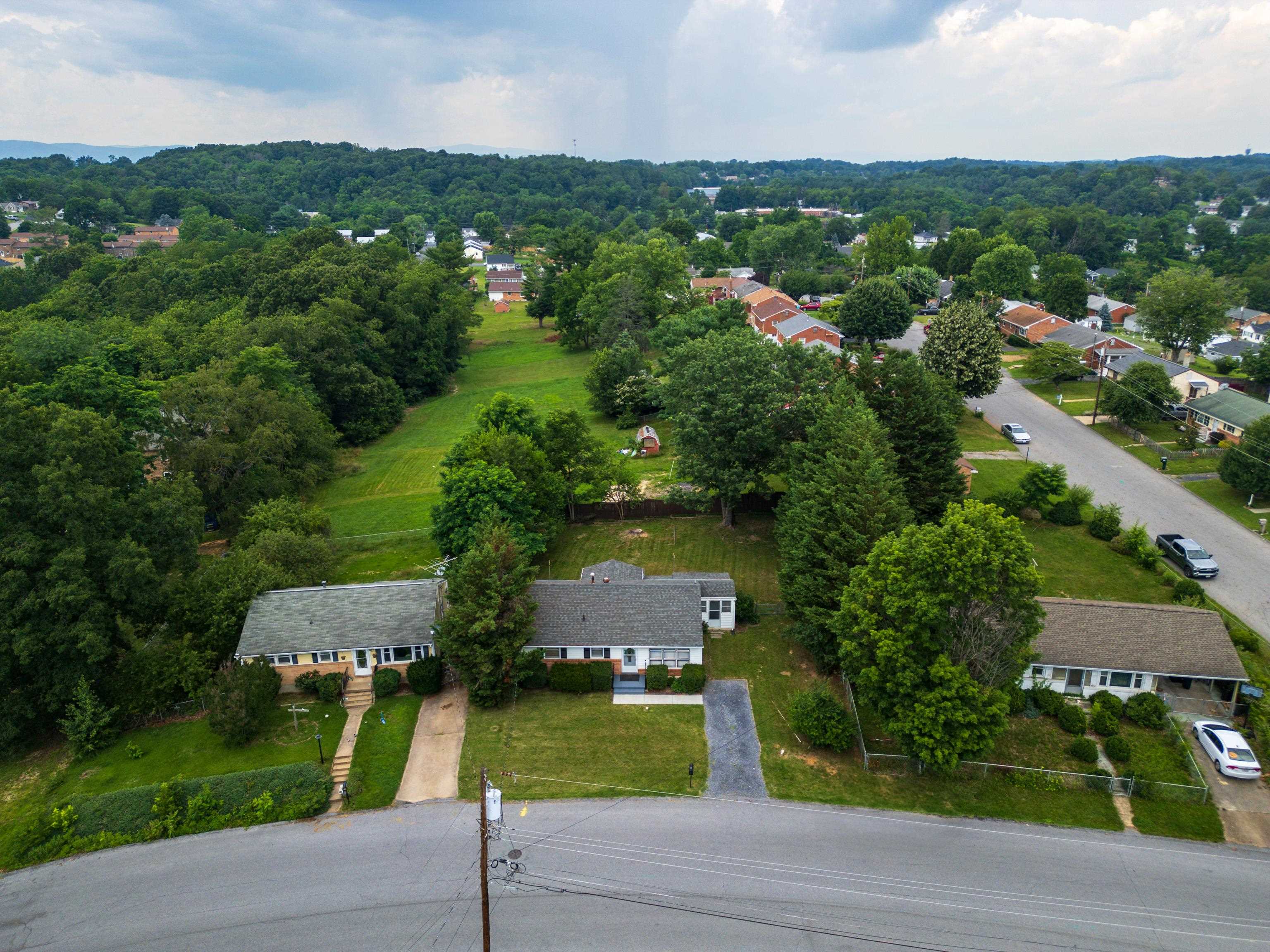 2403 BARE ST, STAUNTON, Virginia 24401, 3 Bedrooms Bedrooms, ,1 BathroomBathrooms,Residential,2403 BARE ST,666255 MLS # 666255
